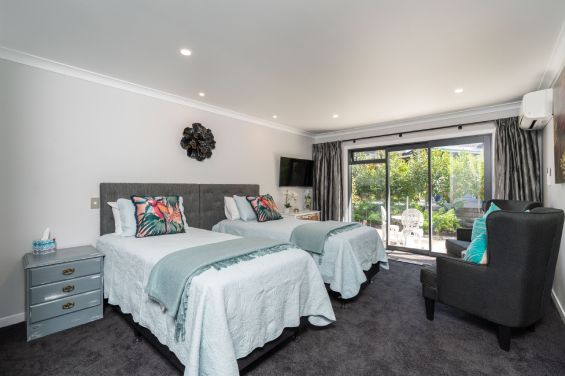 Superior Double or Twin Room - single beds