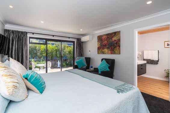 Superior Double or Twin Room - super-king bed