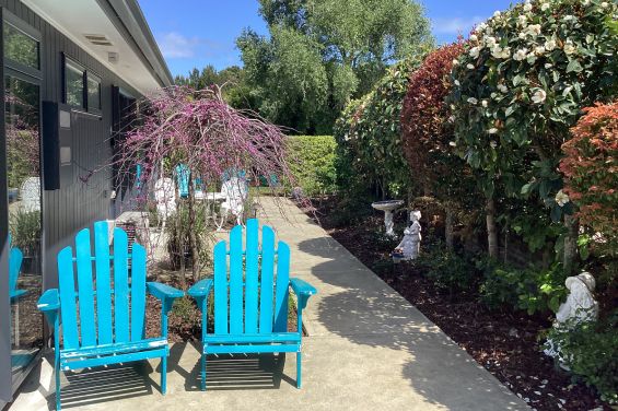 Deluxe French Room - guest entry